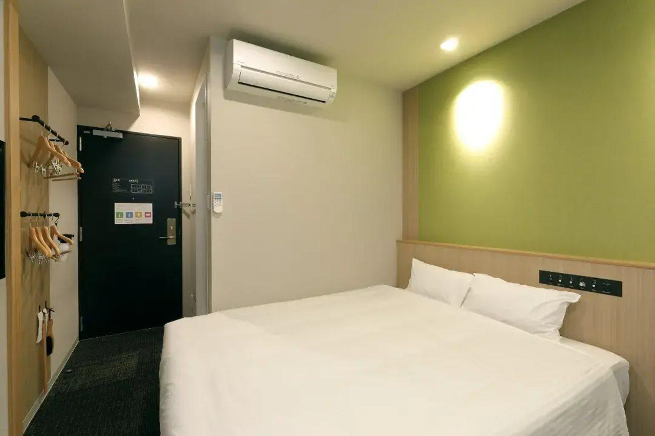 At Inn Hotel Toyotashi Eki Toyota  Extérieur photo