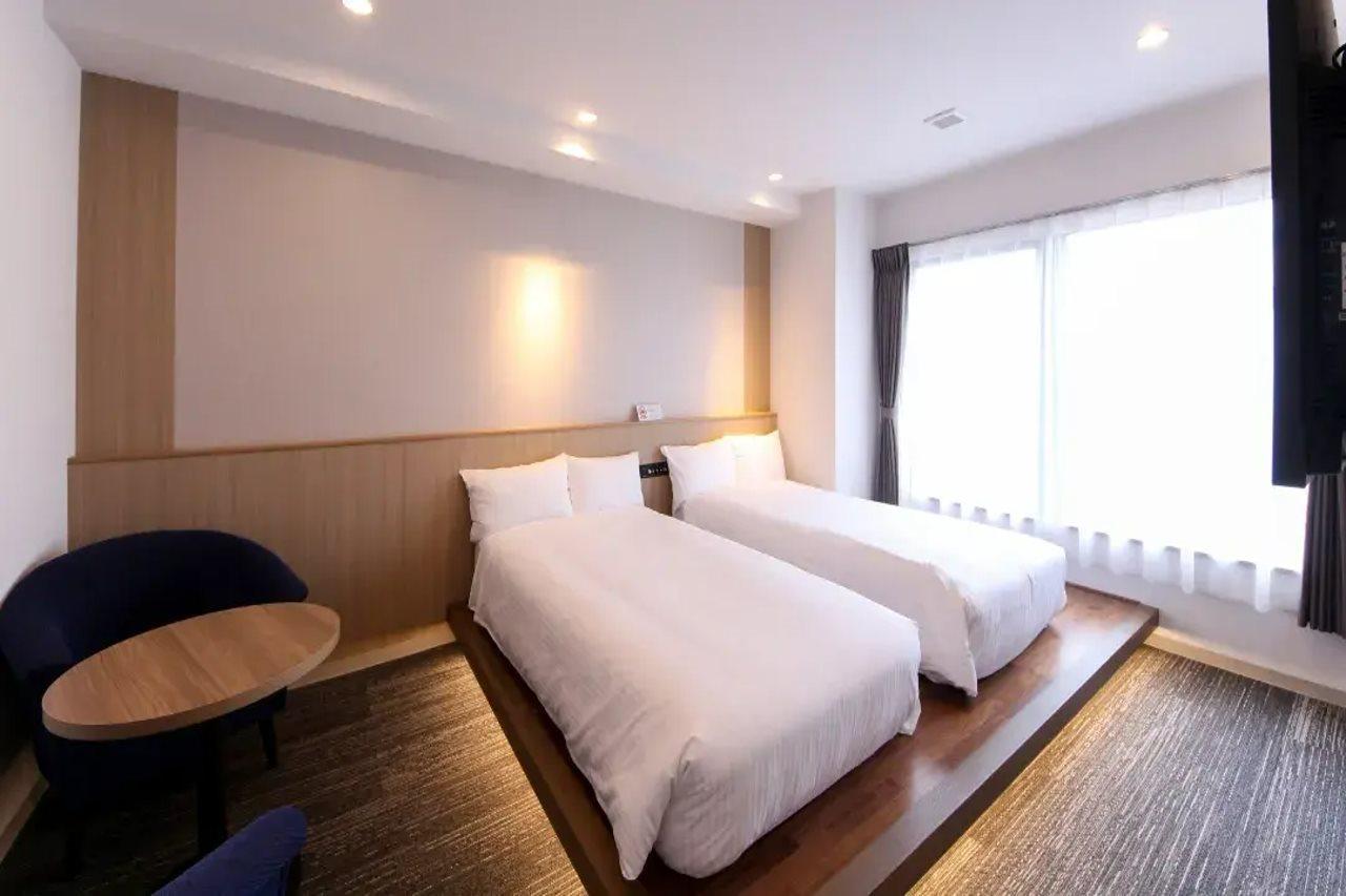 At Inn Hotel Toyotashi Eki Toyota  Extérieur photo